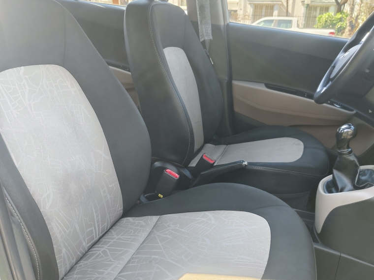Hyundai Grand I10 Ba — foto 10 de 14
