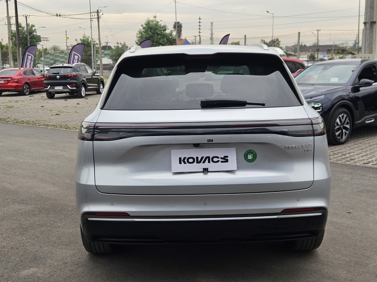 Geely Ex7 — foto 5 de 20