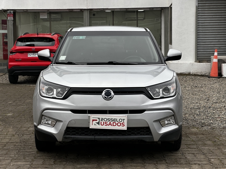 Ssangyong Tivoli Tivoli Gas 4x2 1.6 Mt Tv1010 2017 Usado en Rosselot Usados