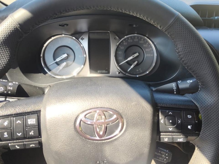 Toyota Hilux Dx 4x4 2.4 2022  Usado en Autos