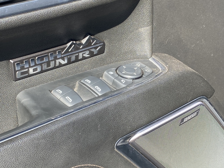 Chevrolet Silverado 3.0 Td High Country At 4x4 Diesel 2024 Usado  Usado en Kovacs Usados