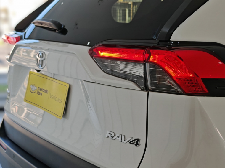 Toyota Rav4 Xle 2.0 Aut 2025 Usado en Automotriz Olea Flaño