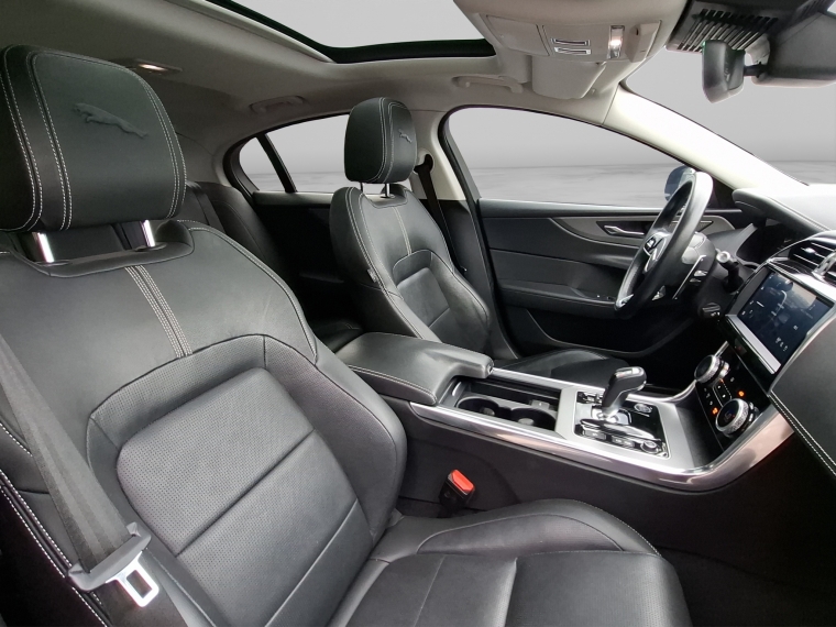 Jaguar Xe 2.0 At 2022 Usado Usado en BMW Premium Selection Jaguar Xe 2.0 At 2022 Usado Usado en BMW Premium Selection