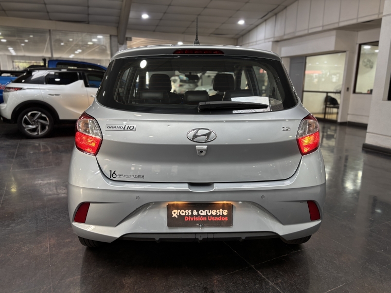 Hyundai Grand i10 1.2l Value Plus 5mt Ac 2022  Usado en Grass & Arueste