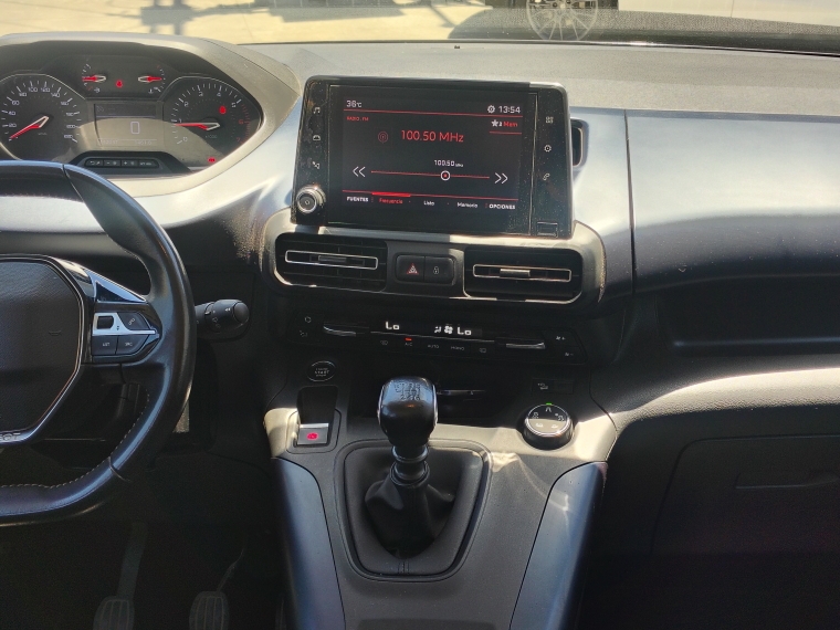 Peugeot Rifter Rifter Bluehdi 130 1.5 2022 Usado en Rosselot Usados