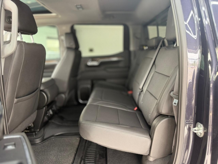 Chevrolet Silverado 5.3 Auto Lt Trail Boss Dc 4wd R 2024 Usado en Automotriz Olea Flaño