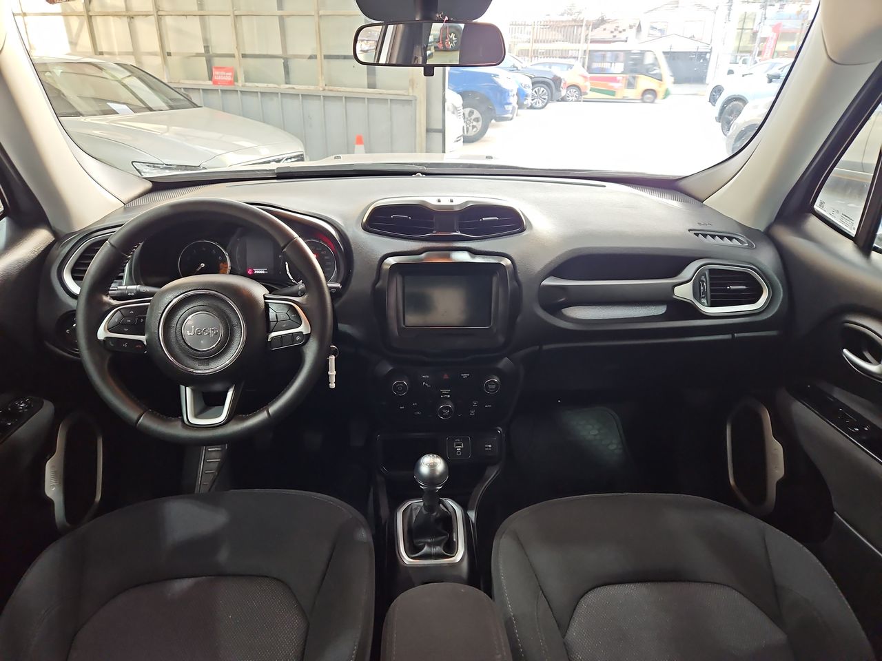 Jeep Renegade Renegade Sport 1.8 2023 Usado en Usados de Primera - Sergio Escobar