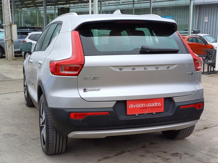 Volvo Xc40 Xc40 T5 Momentum 2.0 At 2018 Usado en Rosselot Usados