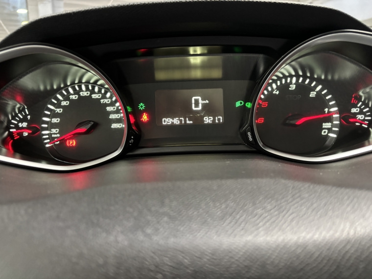 Peugeot 308 Allure Bluehdi 1.5l 6mt 2020  Usado en Grass & Arueste