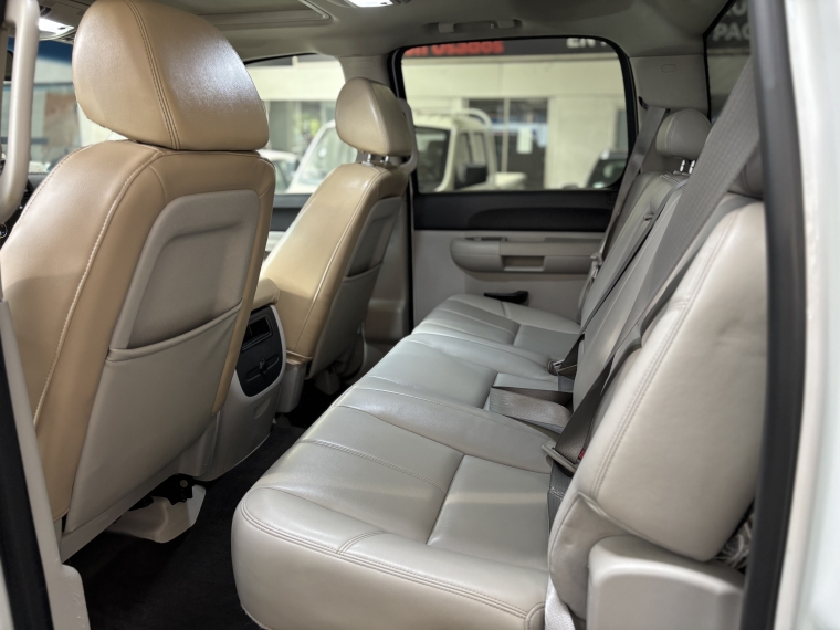 Chevrolet Silverado Lt 5.3 4wd Aut 2012  Usado en Grass & Arueste