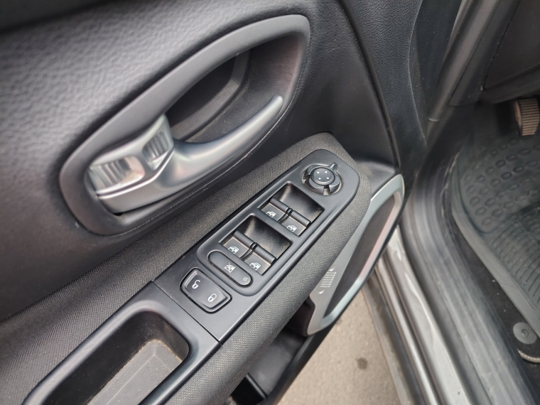 Jeep Renegade Renegade 1.8 2022 Usado en Rosselot Usados