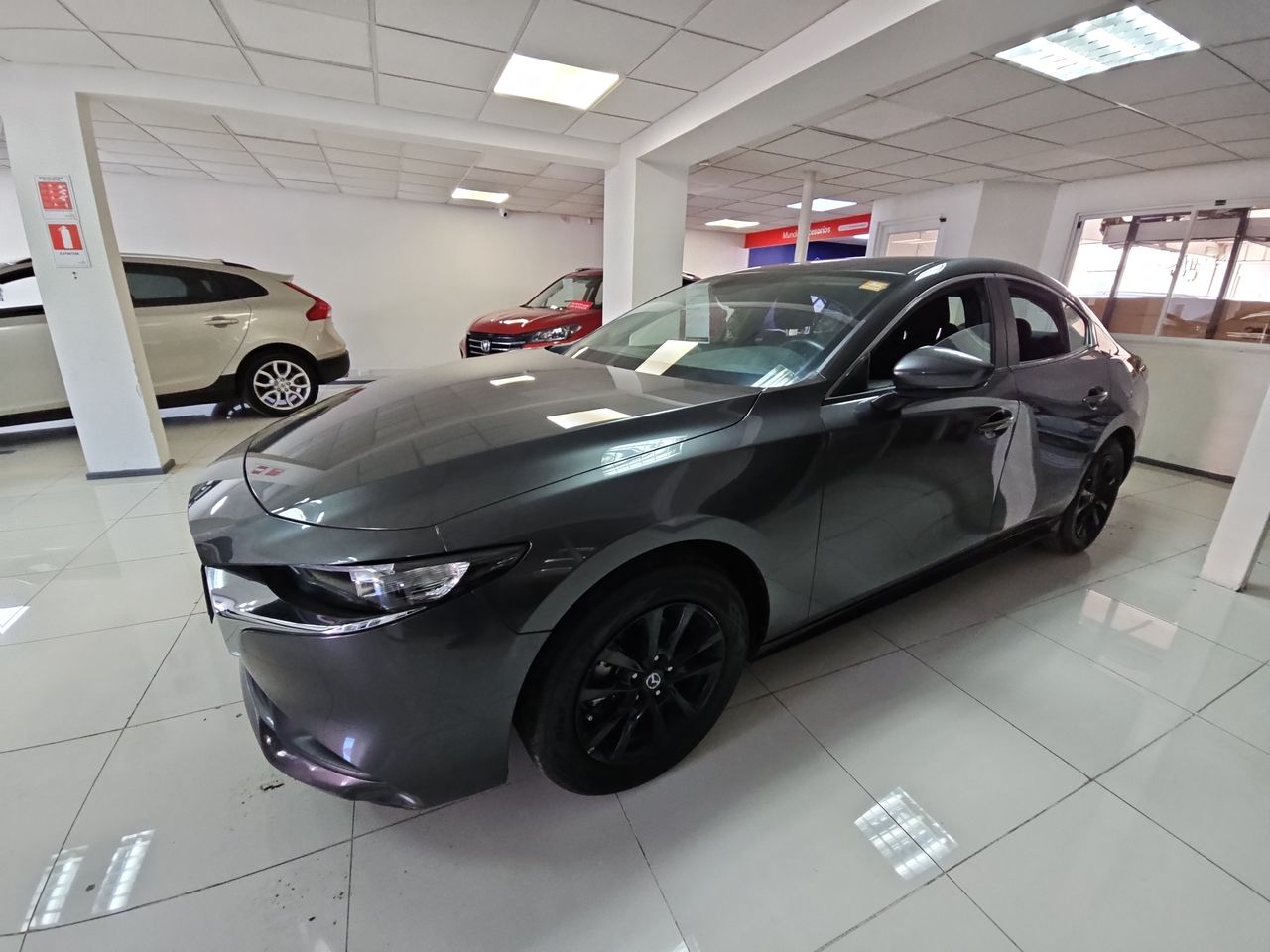 MAZDA 3 3 SDN 2.0 - 2024