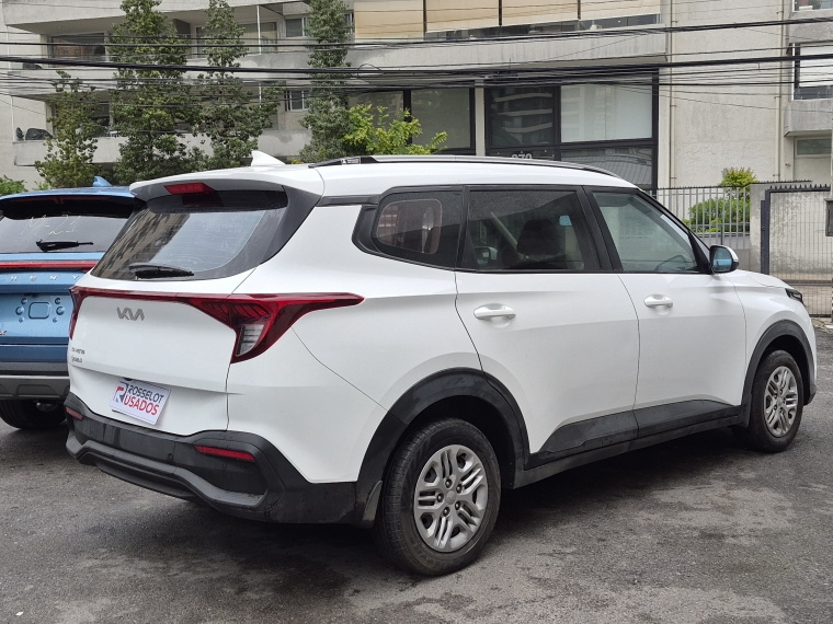 Kia Carens Carens Lx 1.5l 6mt 7p - 2222 2023 Usado en Rosselot Usados
