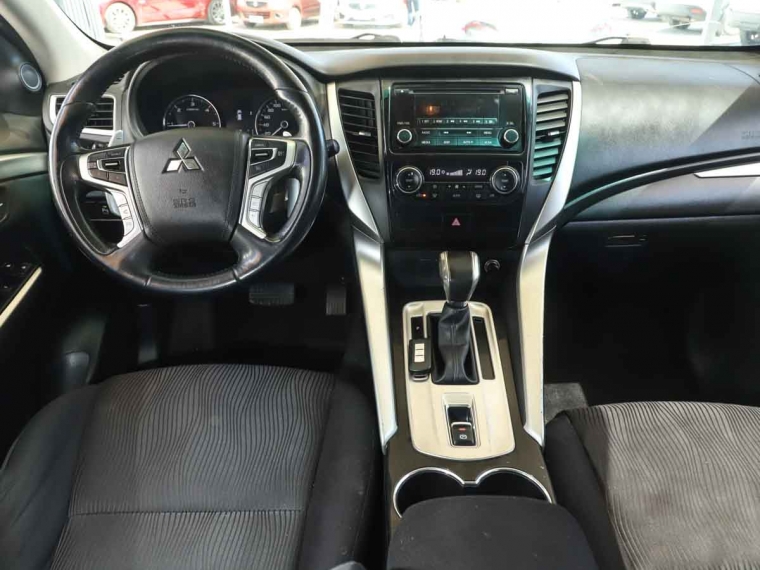 Mitsubishi Montero sport 2.4 4x2 At E5 2018 Usado  Usado en Webautos.cl