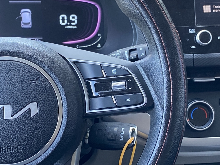 Kia Carens Carens Lx 1.5 2023 Usado en Rosselot Usados