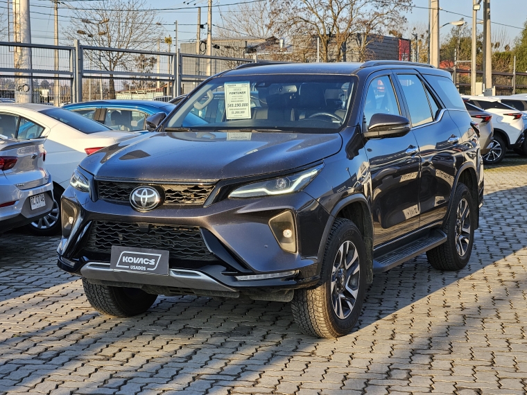 Toyota Fortuner 4x4 Aut 2.8 2024 Usado  Usado en Kovacs Usados