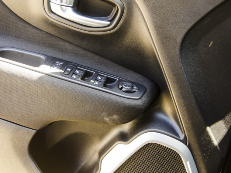 Jeep Renegade Sport Lx 1.8 Aut 2019 Usado  Usado en Webautos.cl