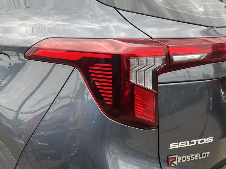 Kia Seltos Seltos Ex Turbo Gdi 1.4 Aut 2024 Usado en Rosselot Usados