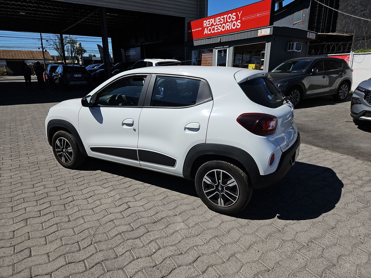 Renault Kwid Kwid Hb Mt 1.0 2023 Usado en Usados de Primera - Sergio Escobar