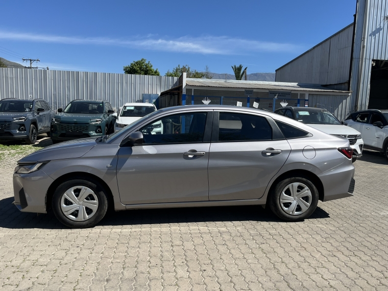 Toyota Yaris 1.5l I Mt 2025 Usado  Usado en Kovacs Usados
