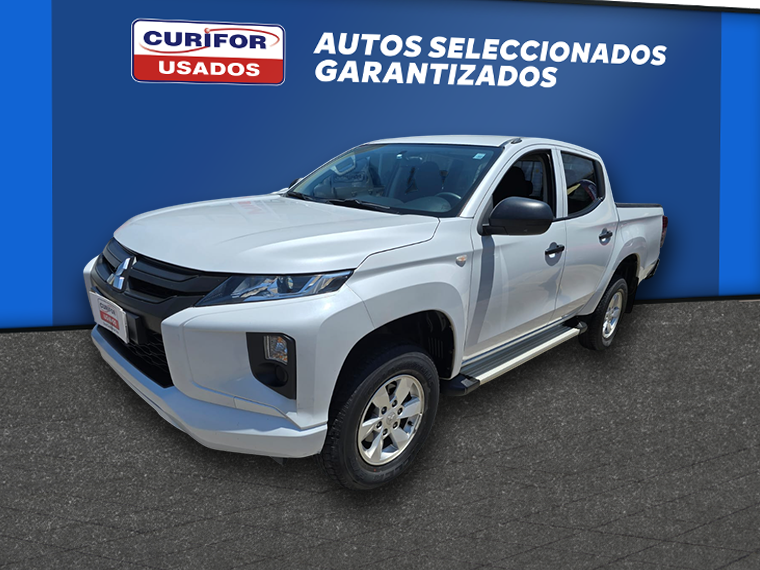 Mitsubishi L200 2.4 Td Work Cr Wf Mt 4x2 Diesel 2021  Usado en Curifor Usados - Promociones