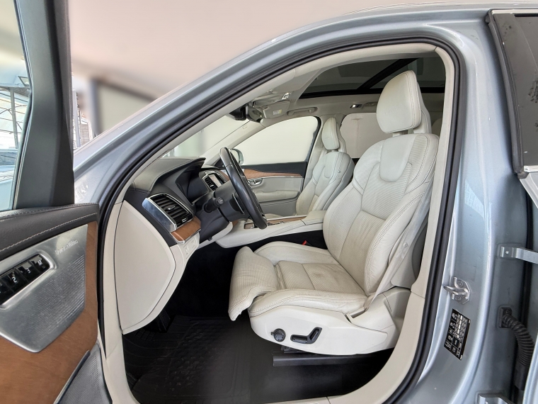 Volvo Xc90 T6 Awd 2.0t Inscription 2018 Usado en Automotriz Olea Flaño