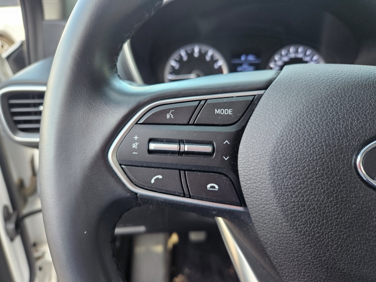 Hyundai Santa fe 2.4  Tm Plus Mt 2020 Usado  Usado en Kovacs Usados