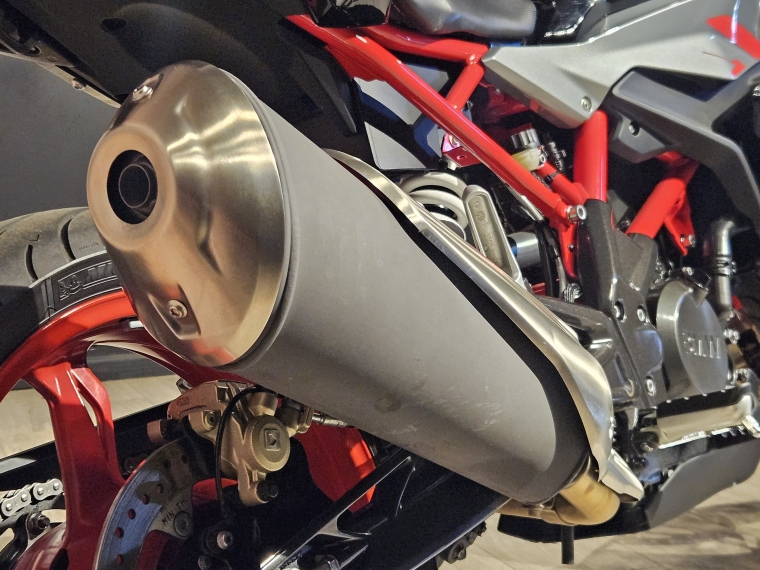 Bmw G 310 r . 2025 Usado en BMW Premium Selection