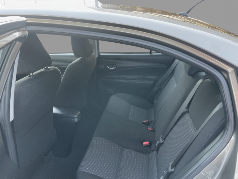 Toyota Yaris Yaris 1.5 Sedan Gli Mt 2018 Usado  Usado en Pompeyo