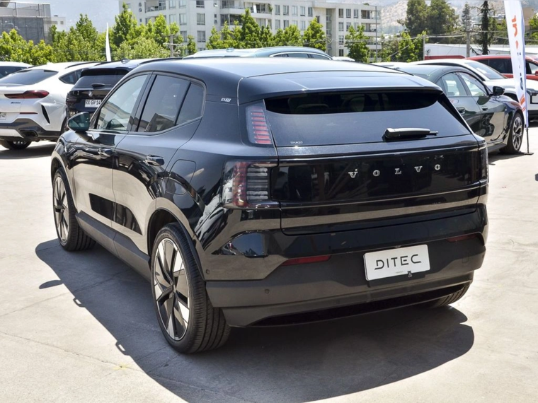 Volvo Ex30 Electrico Ultra E60 4x2 At 5p 2024 Usado  Usado en Webautos.cl