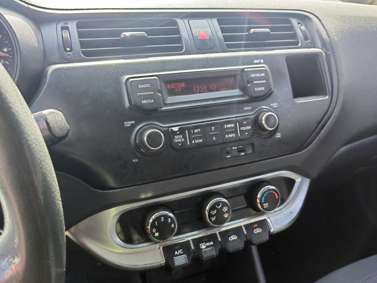 Kia Rio 4 Rio 4 Ex 1.4 2014 Usado en Rosselot Usados