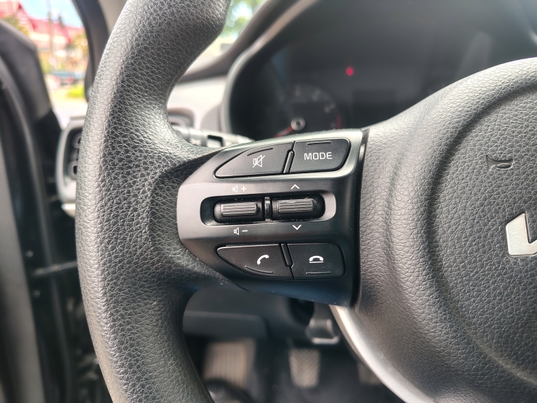 Kia Rio 5 Rio 5 6mt 1.4 2023 Usado en Rosselot Usados