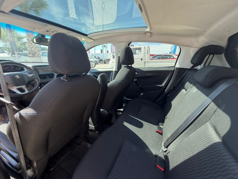 Peugeot 208 Diesel Signature 2021 Usado  Usado en Webautos.cl