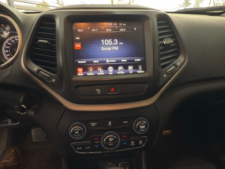 Jeep Cherokee Longitude 2.4 Aut 2017 Usado en Automotriz Olea Flaño
