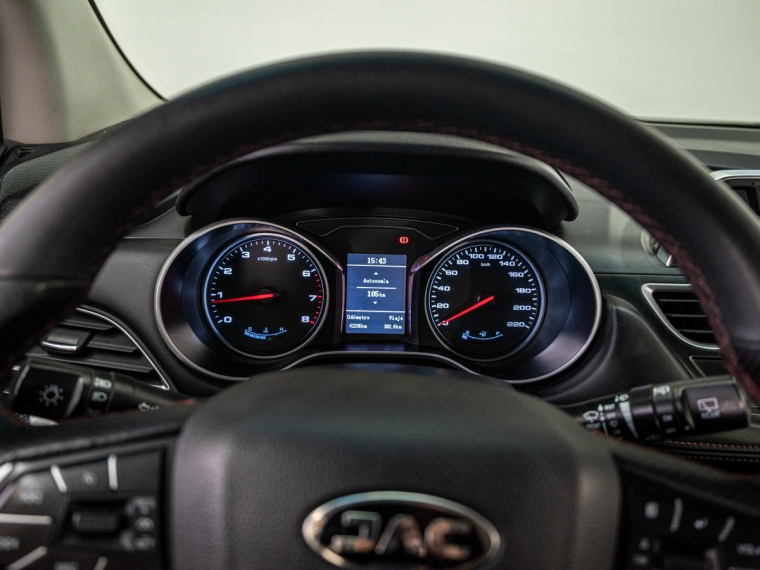 Jac Js3  1.6 Comfort Mt 2022 Usado  Usado en Webautos.cl