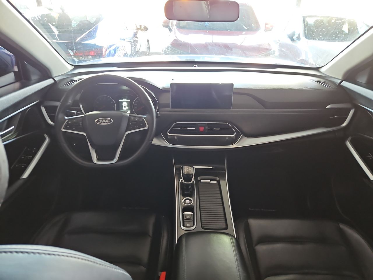 Jac Js8 Js8 Turbo Dct 1.5 Aut 2023 Usado en Usados de Primera - Sergio Escobar