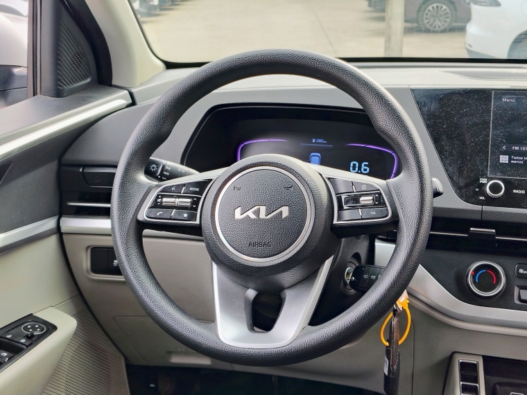 Kia Carens Carens Lx 1.5 2023 Usado en Rosselot Usados