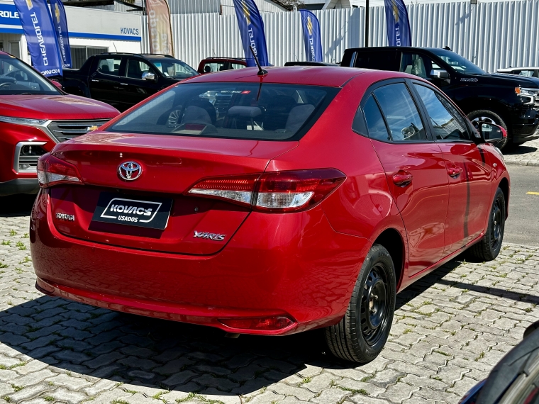 Toyota Yaris 1.5 Sedan Gli E Mt 2023 Usado  Usado en Kovacs Usados
