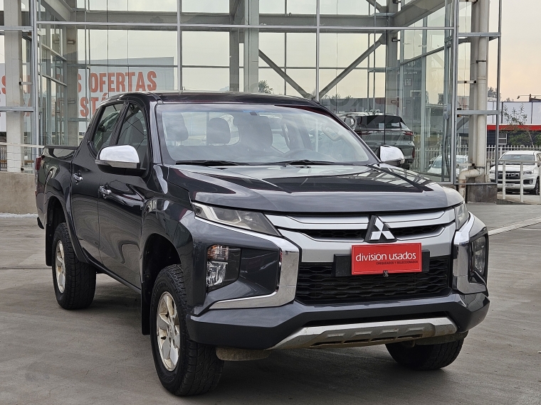 Mitsubishi L200 L200 D/c 2.4 Katana Crt 4x4 Special Pack 2021 Usado en Rosselot Usados