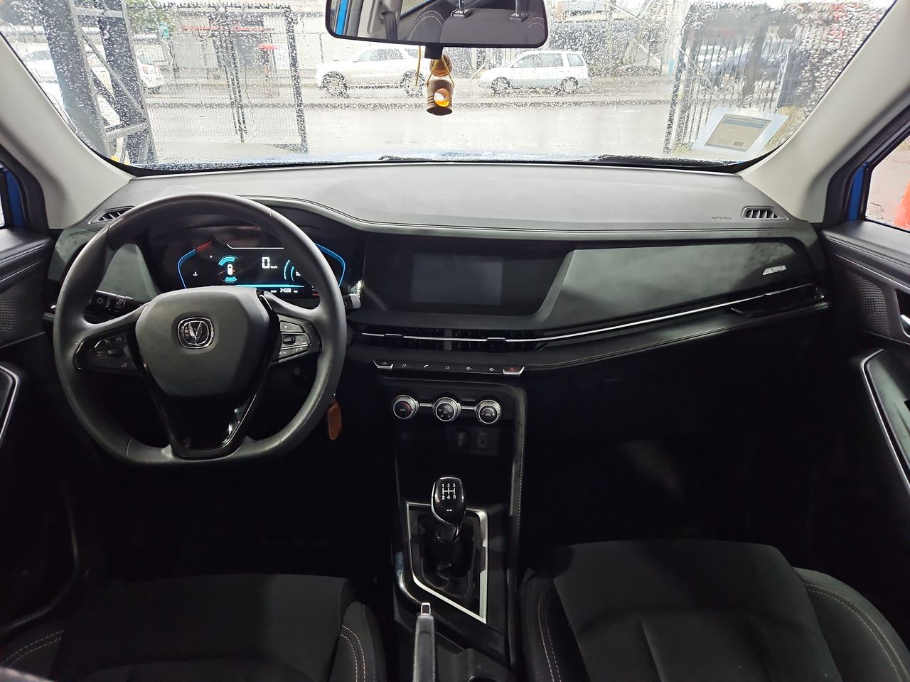 Changan Cs15 Cs15 Hb 4x2 1.5 2024 Usado en Usados de Primera - Sergio Escobar