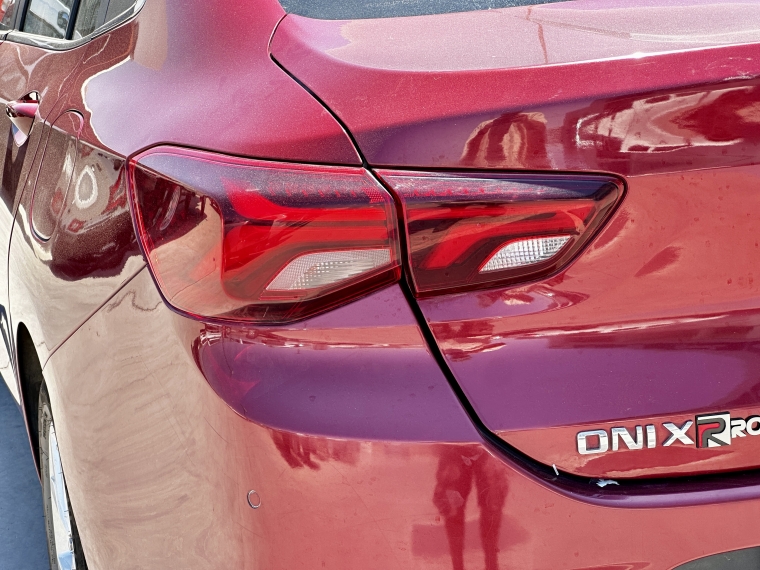 Chevrolet Onix sedan Onix Ii Pr Hb 1.0 At 2022 Usado en Rosselot Usados