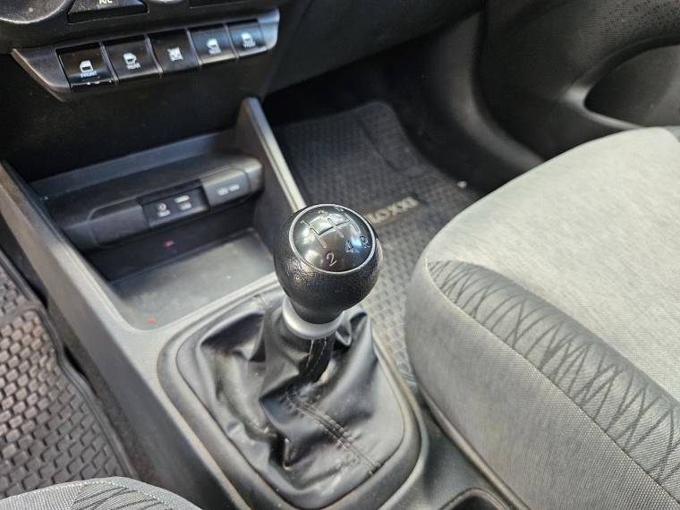 Kia Soluto 1.4 Ex Full Mt 2024 Usado  Usado en Kovacs Usados