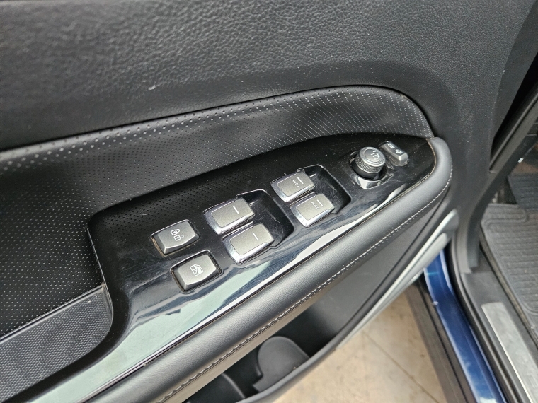 Ssangyong Rexton 2.2  Glx At Diesel 2024 Usado  Usado en Kovacs Usados