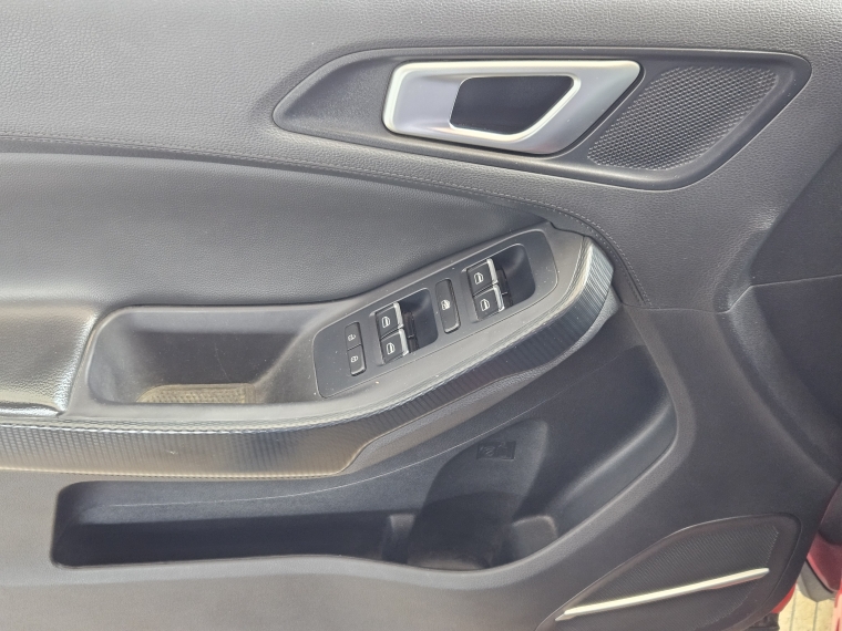Chery Tiggo 3 — foto 14 de 20