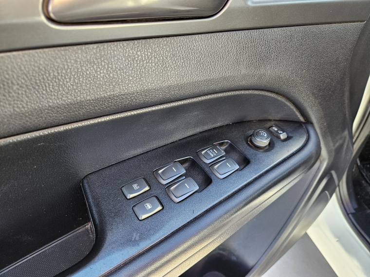Ssangyong Grand musso Musso Grand 2.2 4x2 Mt - Ql610 Mn 2022 Usado en Rosselot Usados