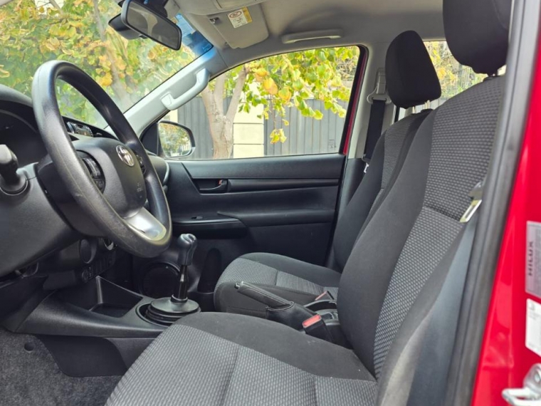 TOYOTA HILUX DX 4X2  2.4 - imagen 11