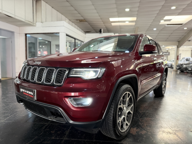 Jeep Limited 4x4 3.6 Aut 2022  Usado en Grass & Arueste