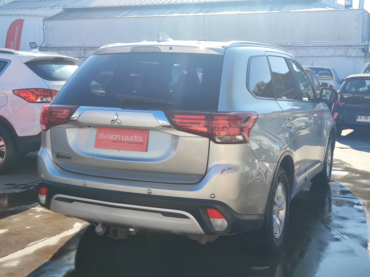 Mitsubishi Outlander Outlander Cvt 2.0 Aut 2019 Usado en Rosselot Usados Mitsubishi Outlander Outlander Cvt 2.0 Aut 2019 Usado en Rosselot Usados