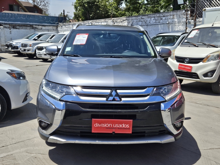 Mitsubishi Outlander Outlander 4x4 Gls 2.4 At- Esp/ant 2017 Usado en Rosselot Usados
