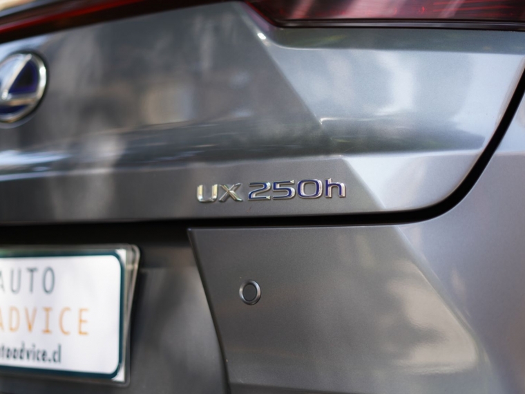 Lexus Ux 250 H 2022  Usado en Auto Advice